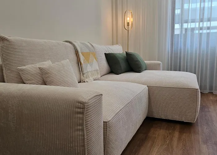 Apartment A Proa Do Moliceiro Square 15 Aveiro